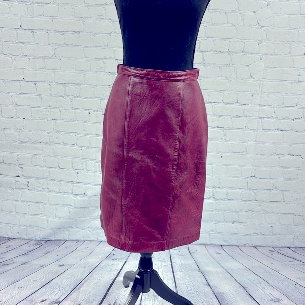Vintage leather skirt!